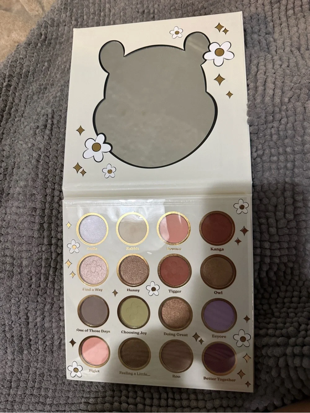 Disney Winnie the Pooh Eyeshadow Palette — Cream, Gold, Pink, Orange, Brown